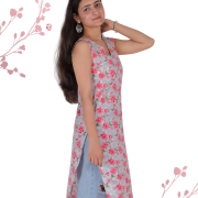 Pink Kurti side